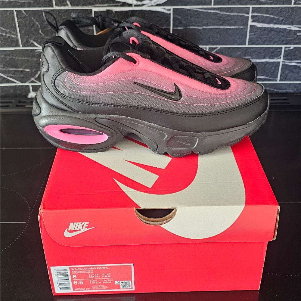 Nike Air Max Portals Sneakers
